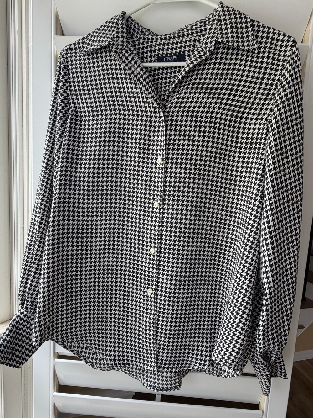 Chaps Women’s Black & White Houndstooth Button-Up Shirt
